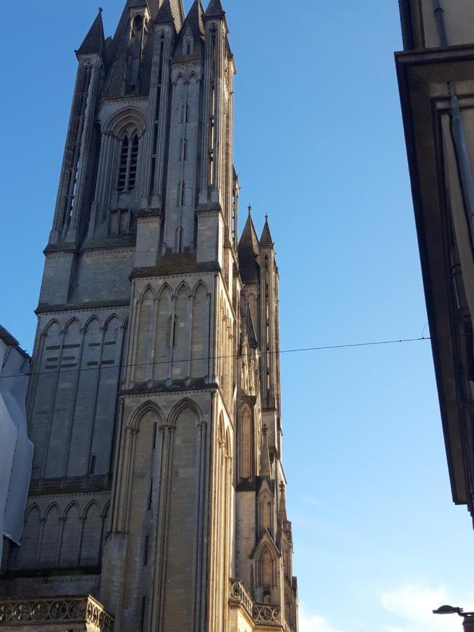 Agreables Chambres Independantes - Coutances Centre Bagian luar foto